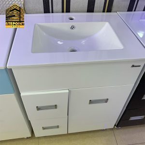 Stepoint Ideal cabinet 66